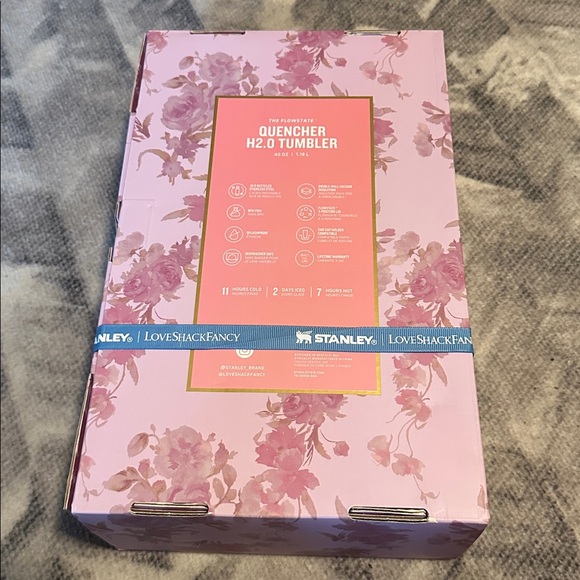 New Stanley X LoveShackFancy Floral 40oz Tumbler - Picture 9 of 9